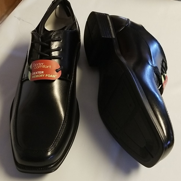 Shoes - Picture 4 of 4